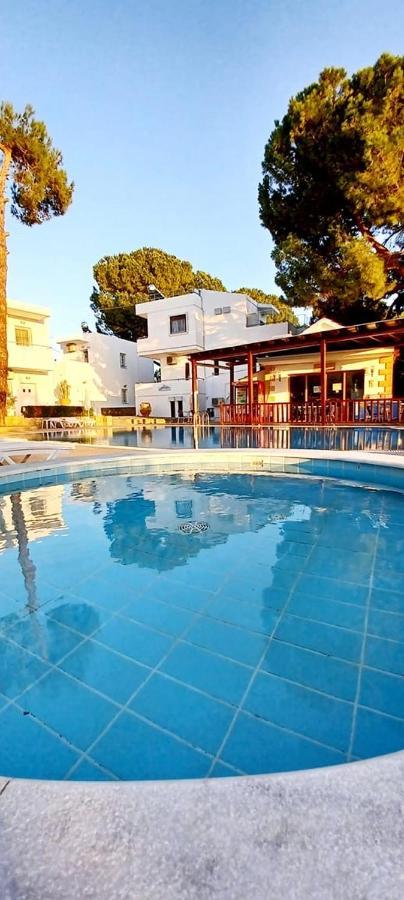 Pefkos Filoxenia Aparthotel Pefki  Exterior photo