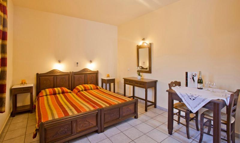 Pefkos Filoxenia Aparthotel Pefki  Exterior photo